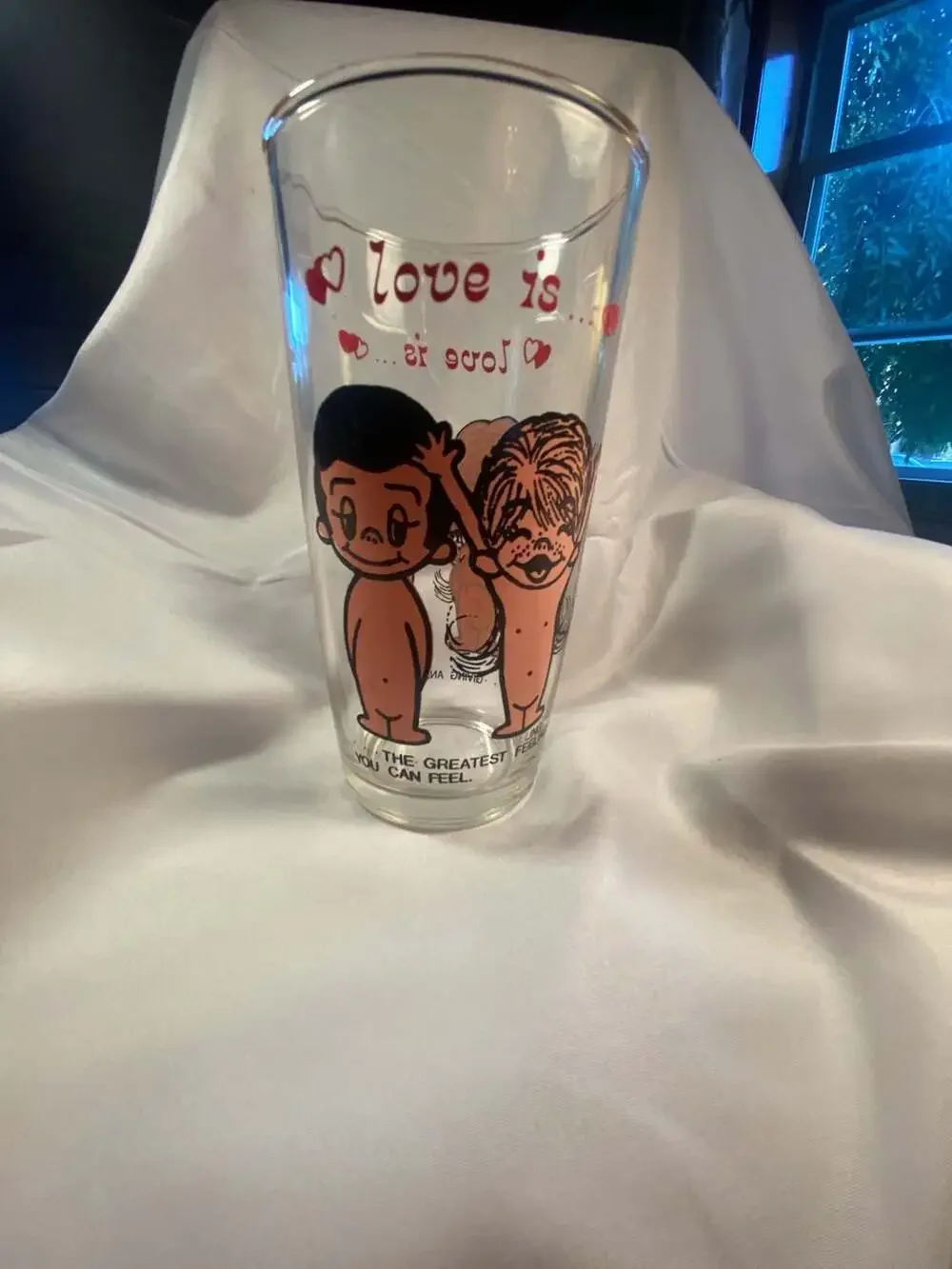 Vintage Love Is Comic Strip 16 oz Collectible Glass by Kim Casali LA Times 1970s